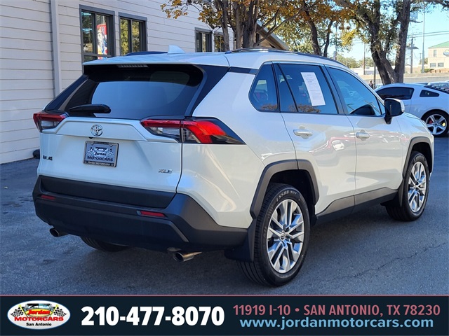 Used Car 2022 Toyota Rav4  Xle Premium For Sale Under $25,000 In San Antonio, Texas