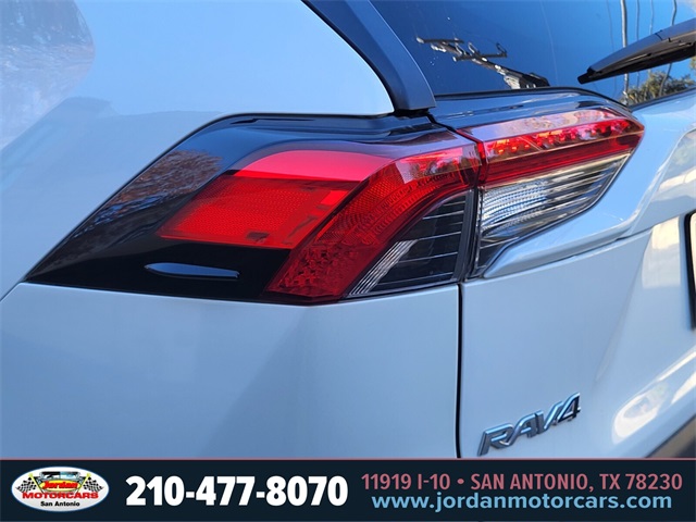 Used Car 2022 Toyota Rav4  Xle Premium For Sale Under $25,000 In San Antonio, Texas
