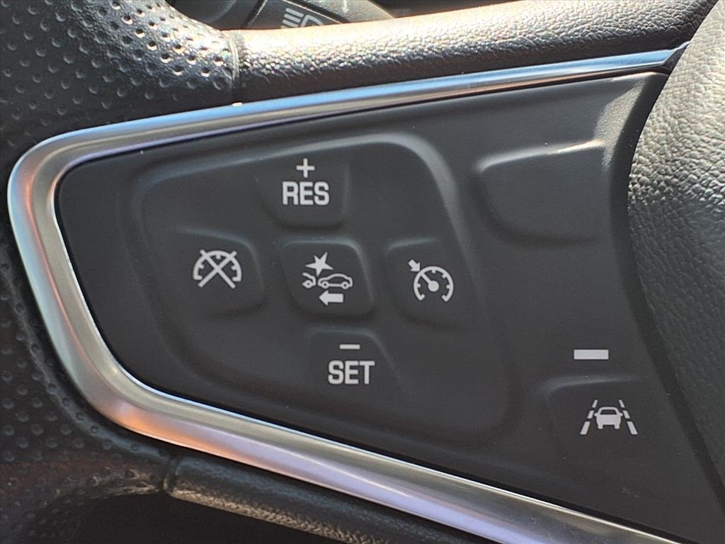 2023 Chevrolet Malibu LT White at Toyota of Victoria