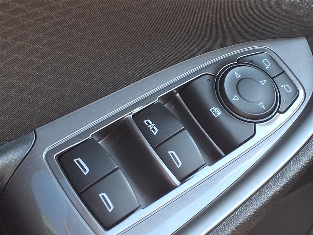 2023 Chevrolet Malibu LT White at Toyota of Victoria