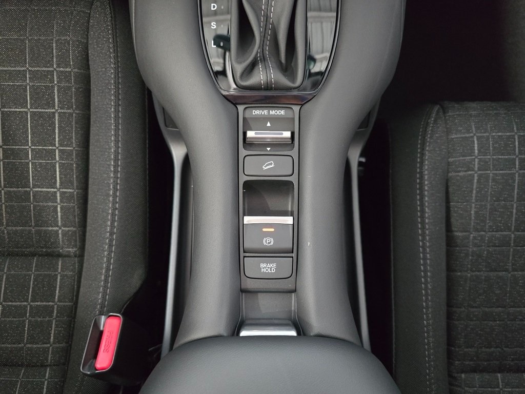 Thumbnail: 2025 Honda HR-V - 30