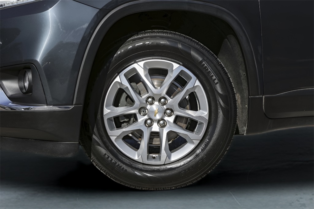 Used Car 2018 Chevrolet Traverse  Lt For Sale Under $20,000 In Austin, Texas