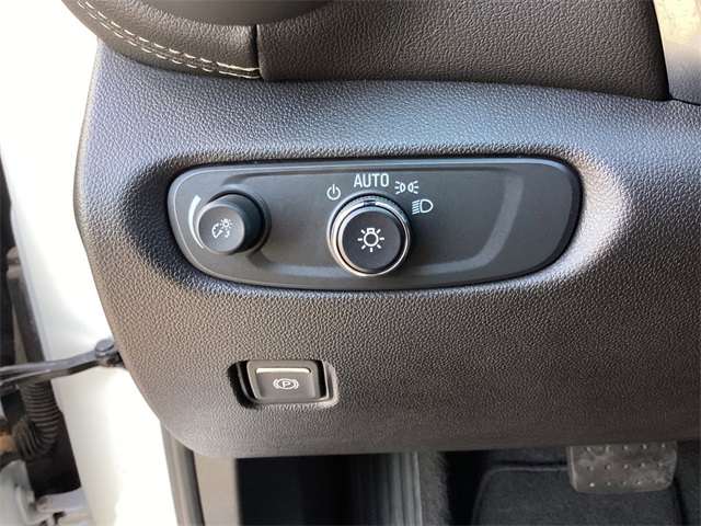 Used Car 2023 Chevrolet Blazer  Lt For Sale Under $30,000 In San Antonio, Texas