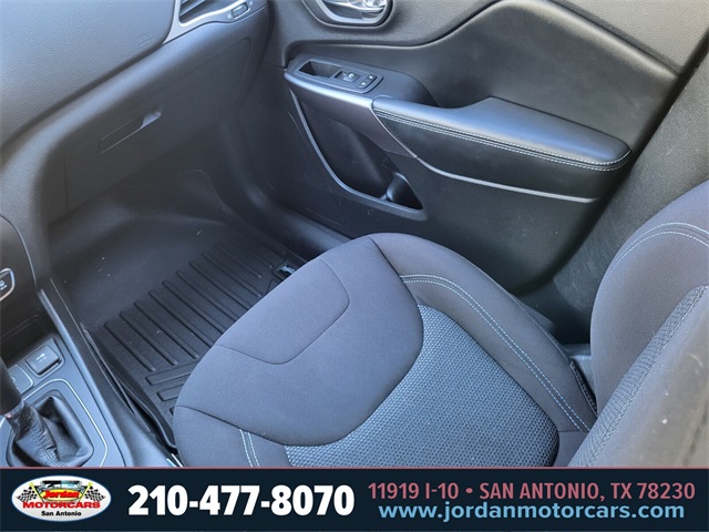 Used Car 2019 Jeep Cherokee  Latitude For Sale Under $15,000 In San Antonio, Texas