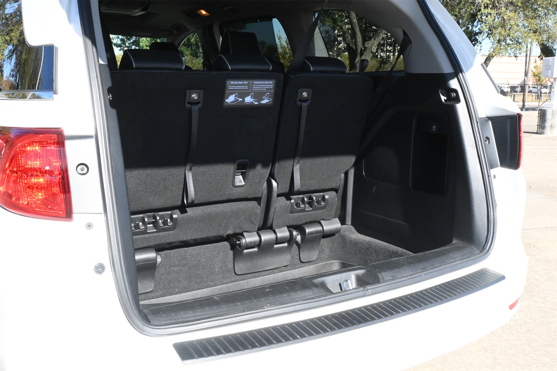 2024 Honda Odyssey Elite White at Emmons Autoplex