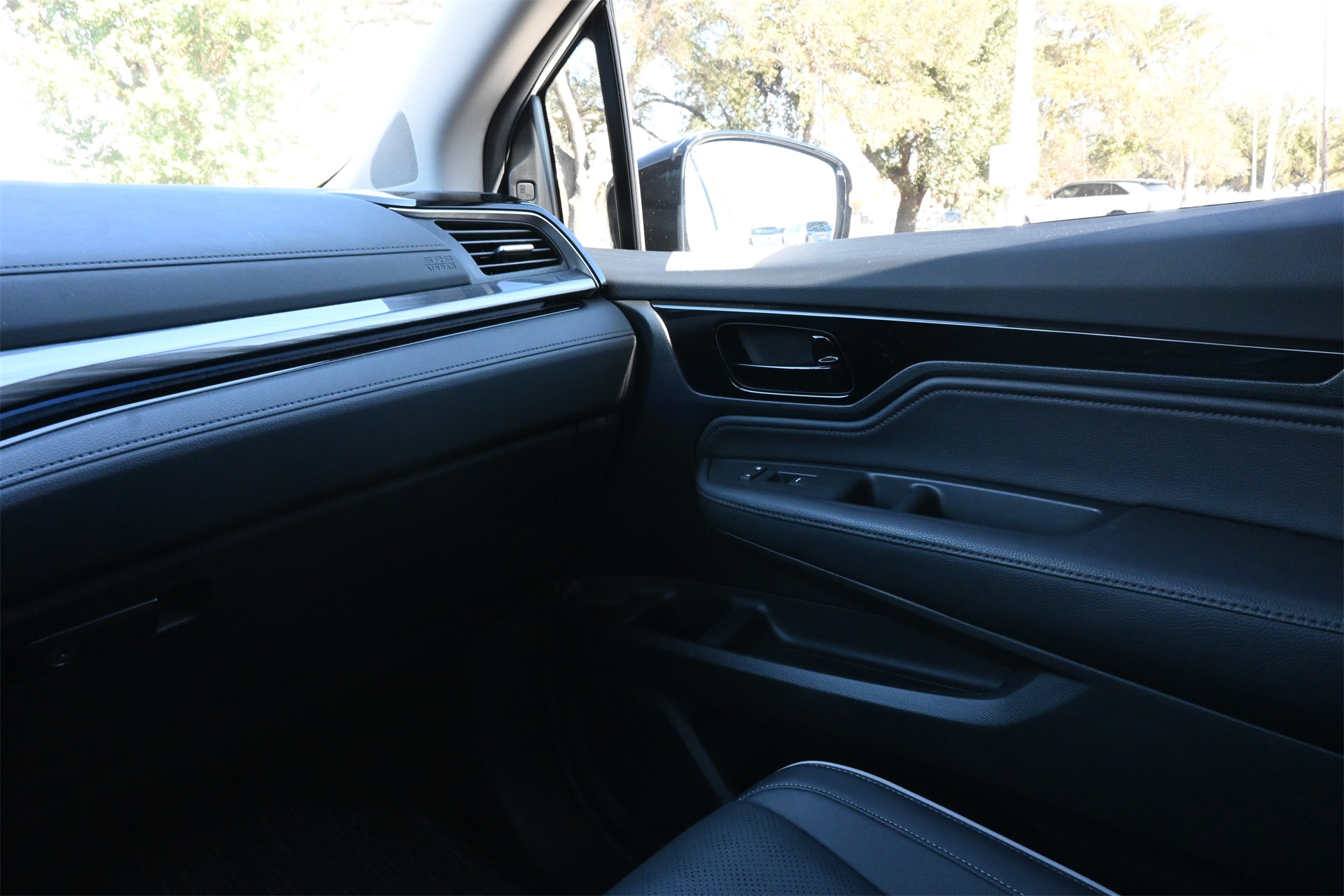 2024 Honda Odyssey Elite White at Emmons Autoplex