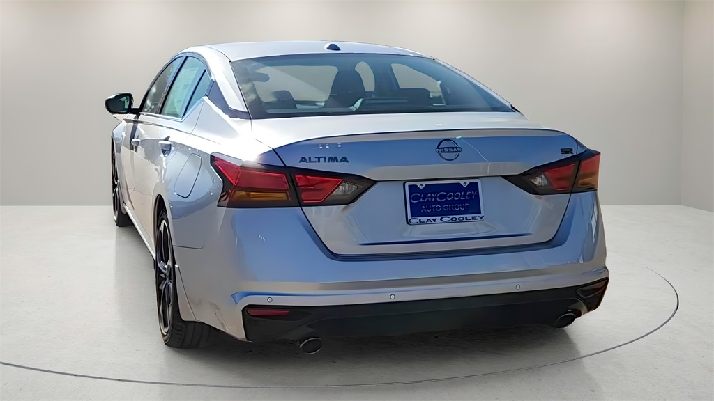 2025 Nissan Altima