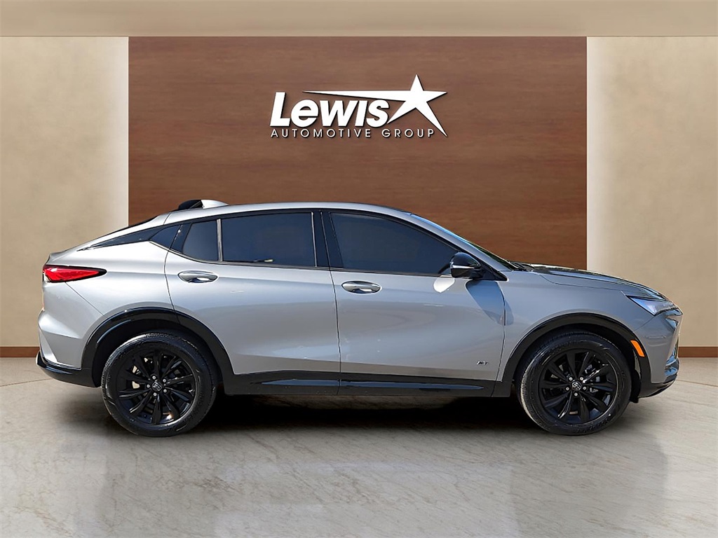Used 2025 Buick Envista For Sale in Farmington, AR