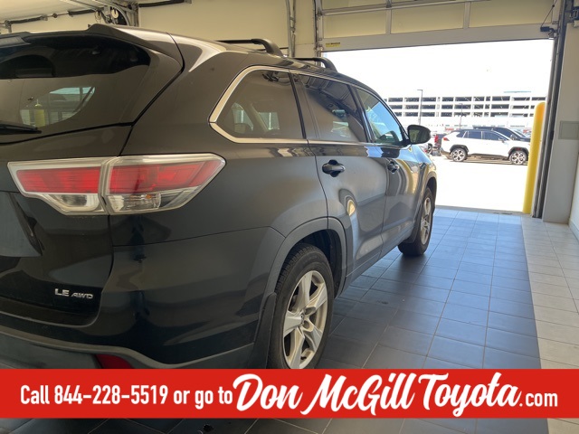 2015 Toyota Highlander LE Plus V6 Black at Community Toyota