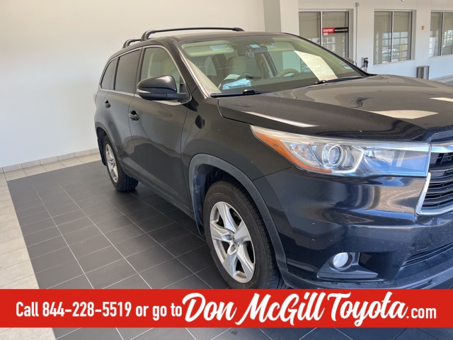 2015 Toyota Highlander LE Plus V6 Black at Community Toyota