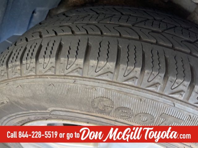 2015 Toyota Highlander LE Plus V6 Black at Community Toyota