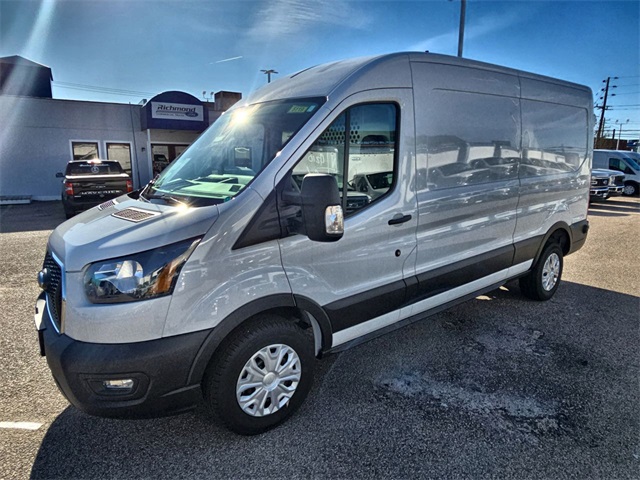 2024 Ford Transit Cargo 250 Medium Roof LB RWD