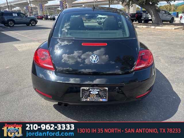 Used Car 2014 Volkswagen Beetle  2.5l Entry For Sale Under $12,000 In San Antonio, Texas