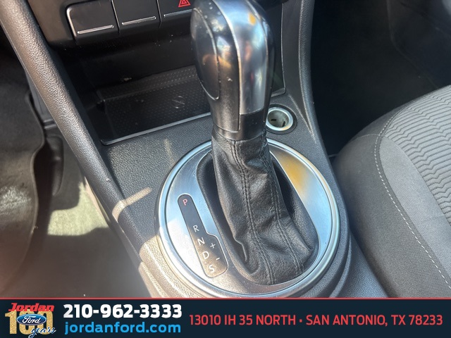Used Car 2014 Volkswagen Beetle  2.5l Entry For Sale Under $12,000 In San Antonio, Texas