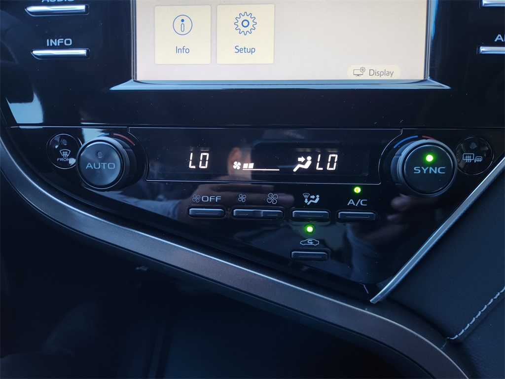 2018 Toyota Camry XSE Blue at AutoSavvy Houston Southwest