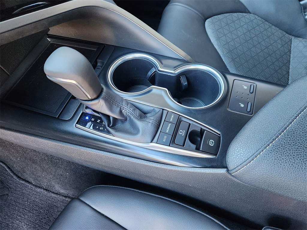 2018 Toyota Camry XSE Blue at AutoSavvy Houston Southwest