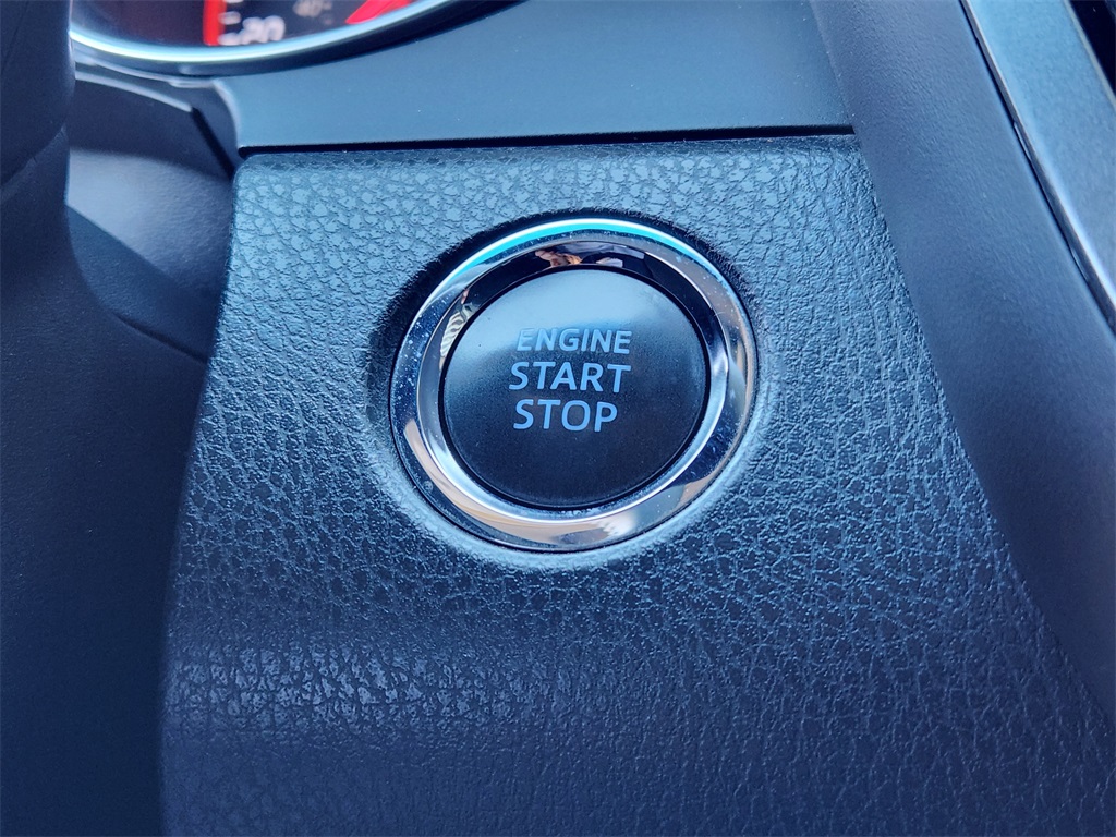 2018 Toyota Camry XSE Blue at AutoSavvy Houston Southwest