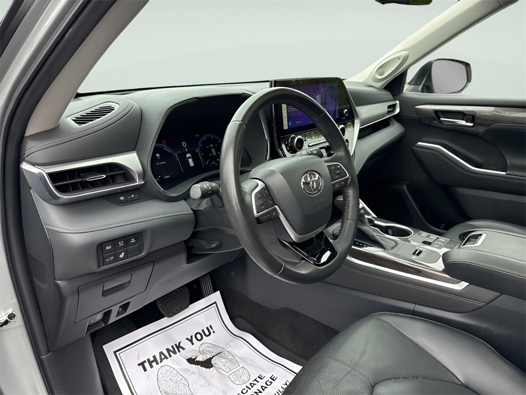 2023 Toyota Highlander Hybrid