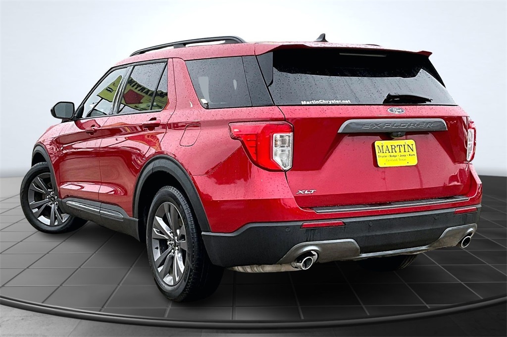 2023 Ford Explorer XLT Red at Community Honda