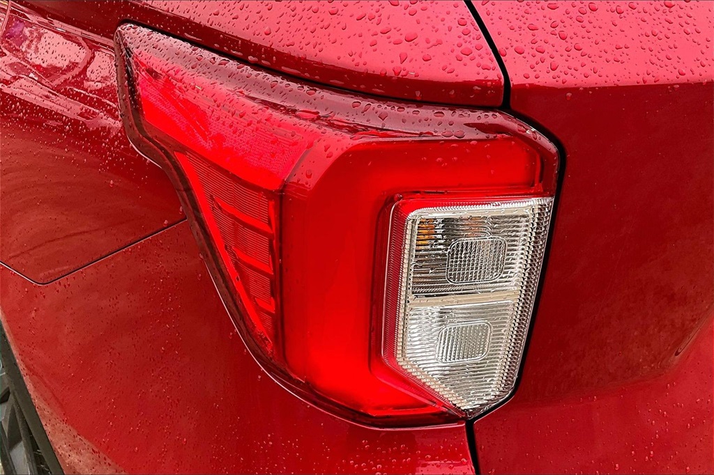2023 Ford Explorer XLT Red at Community Honda