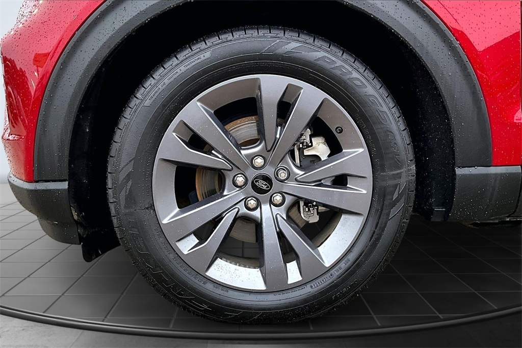 2023 Ford Explorer XLT Red at Community Honda