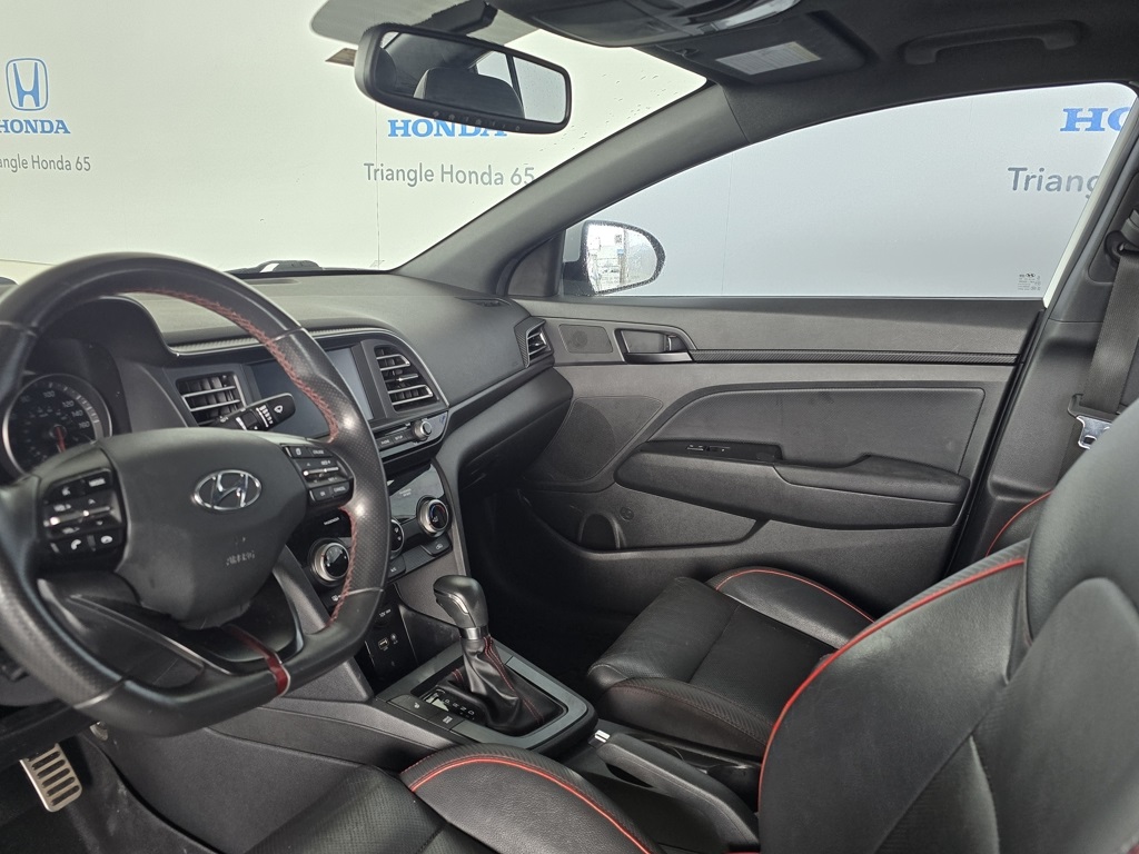 Thumbnail: 2020 Hyundai Elantra - 10