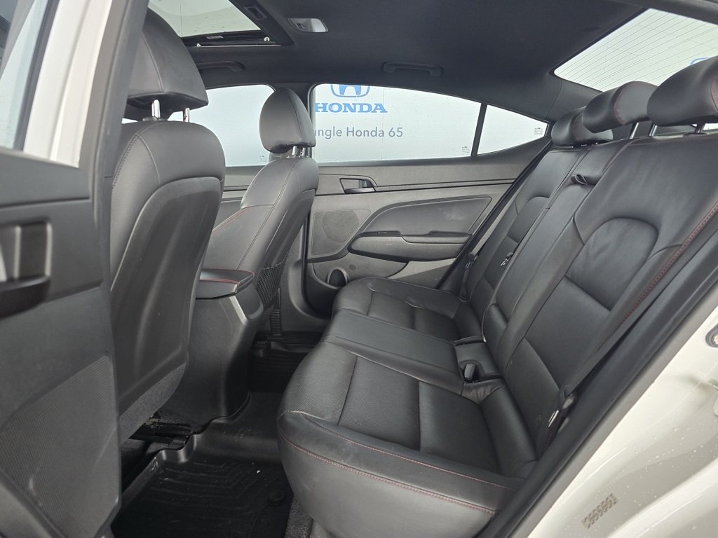 Thumbnail: 2020 Hyundai Elantra - 12