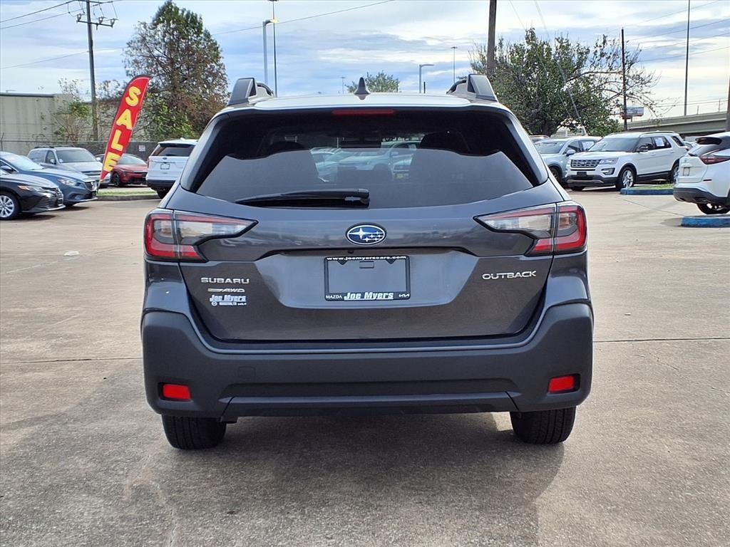 2023 Subaru Outback Premium Gray at Community Kia
