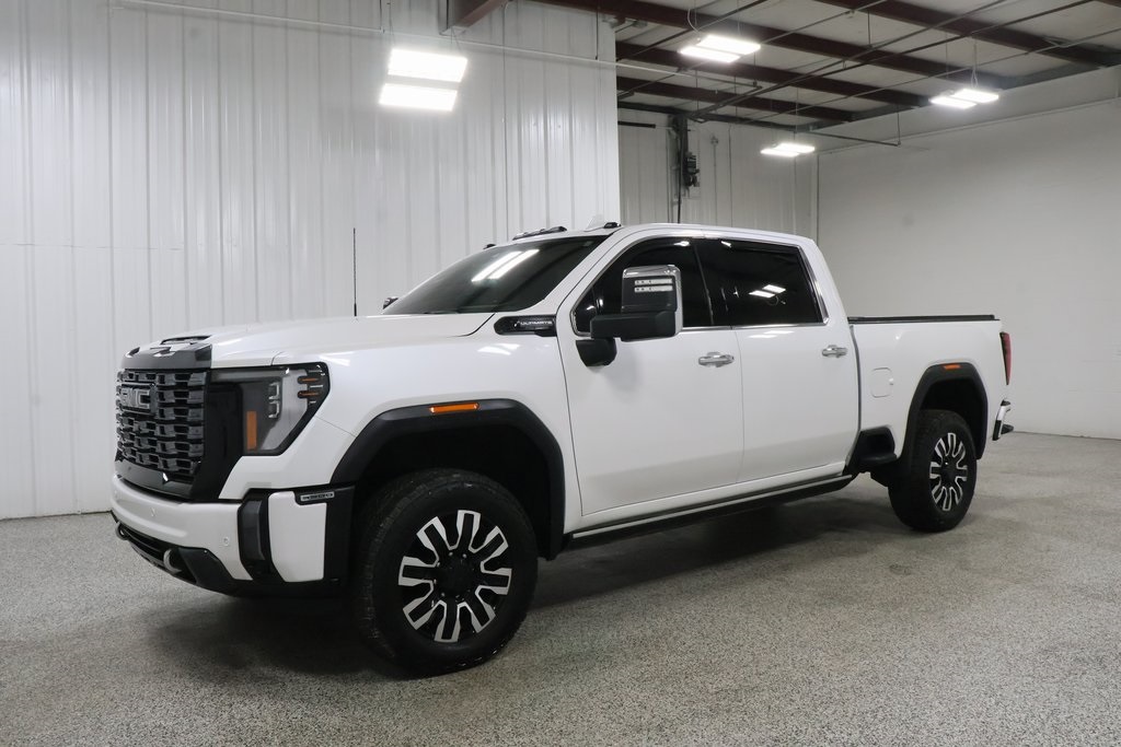 2024 GMC Sierra 3500HD Denali Ultimate Crew Cab 4WD