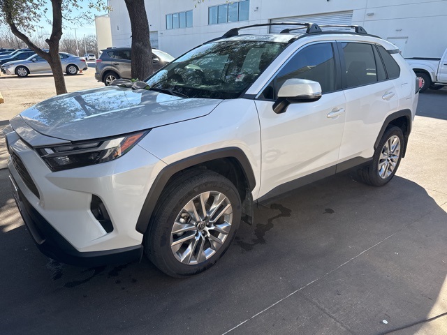 2024 Toyota RAV4 XLE Premium FWD