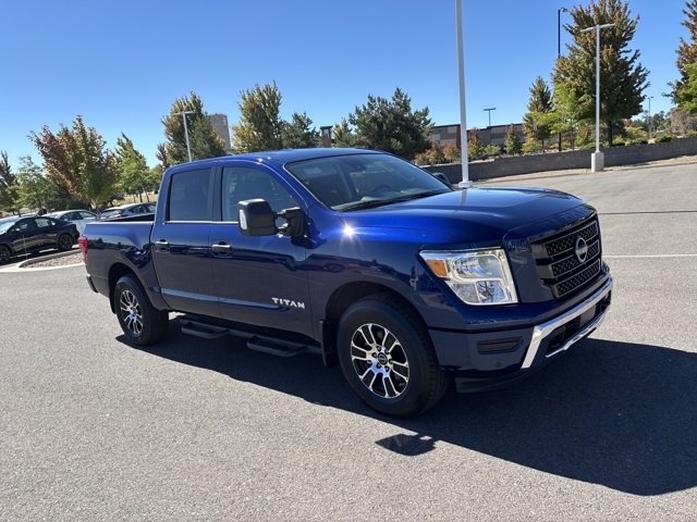 2024 Nissan Titan SV