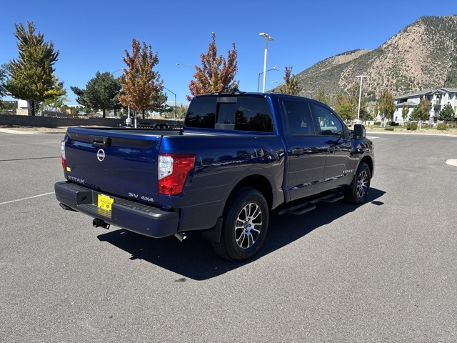 2024 Nissan Titan SV photo 3