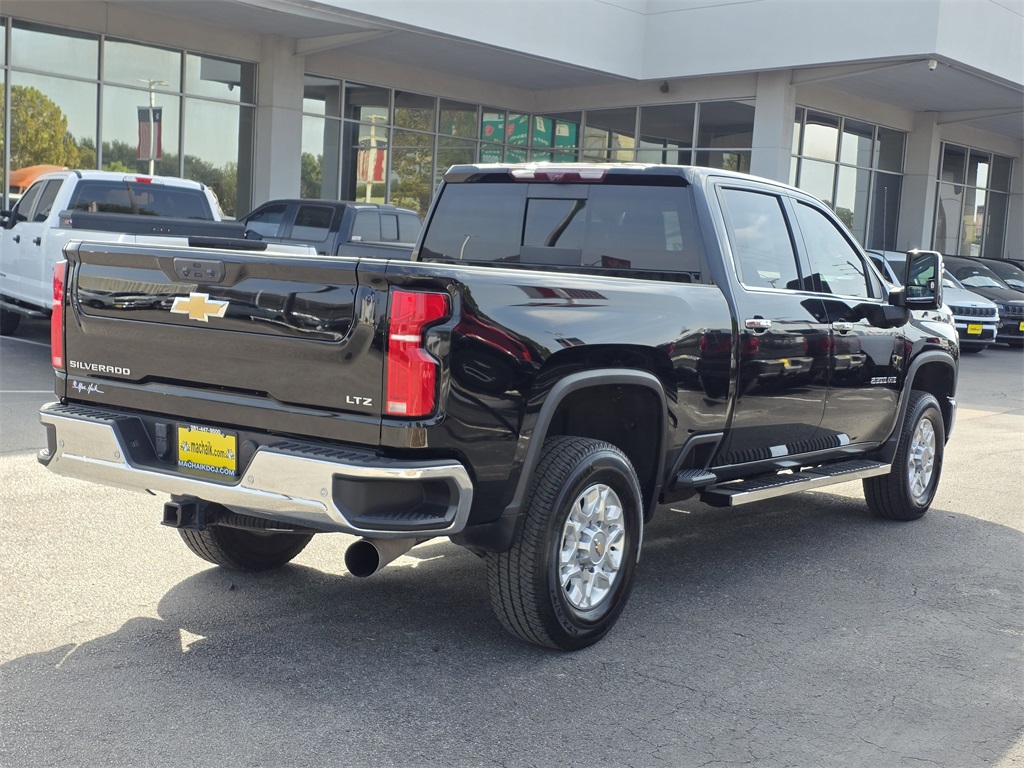 2024 Chevrolet Silverado 2500HD LTZ - 3