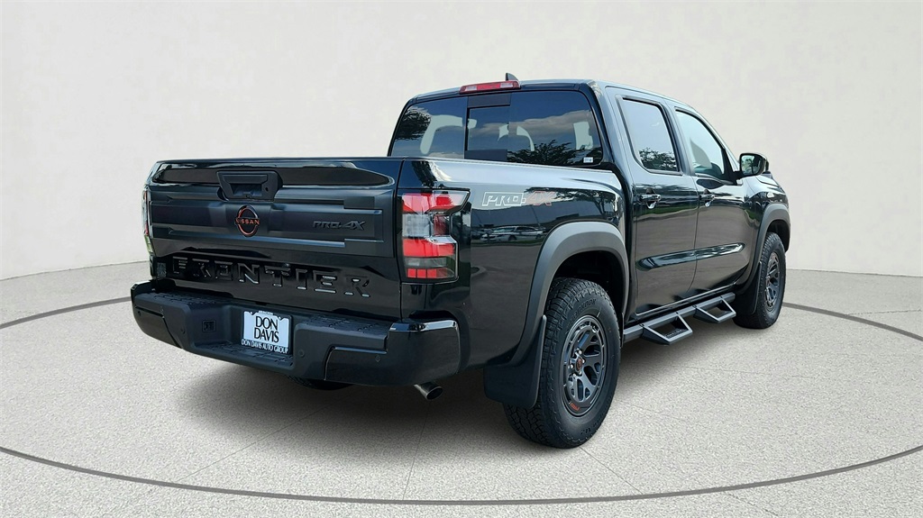 2025 Nissan Frontier
