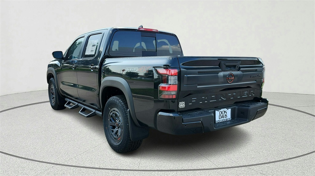 2025 Nissan Frontier