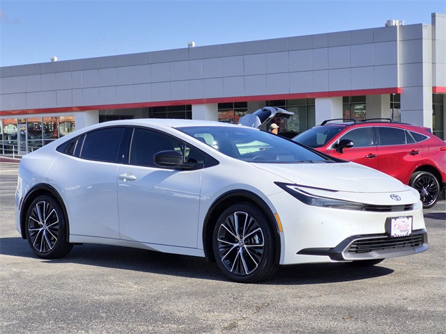 2024 Toyota Prius XLE FWD