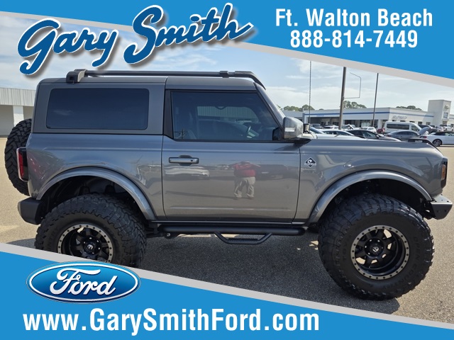 2021 Ford Bronco 2-Door Outer Banks's photo