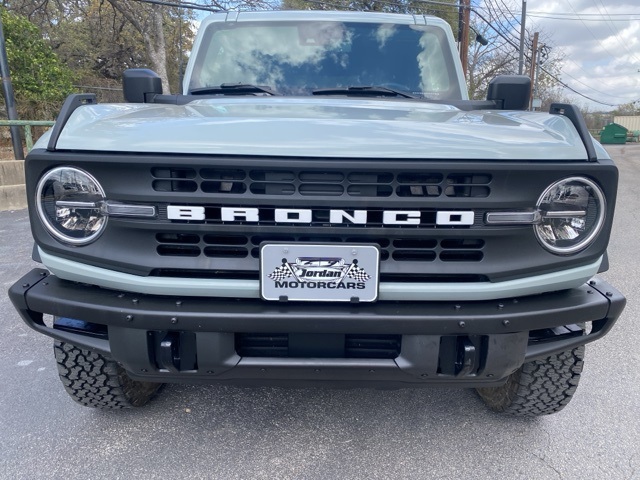Used Car 2022 Ford Bronco  Black Diamond For Sale Under $40,000 In San Antonio, Texas