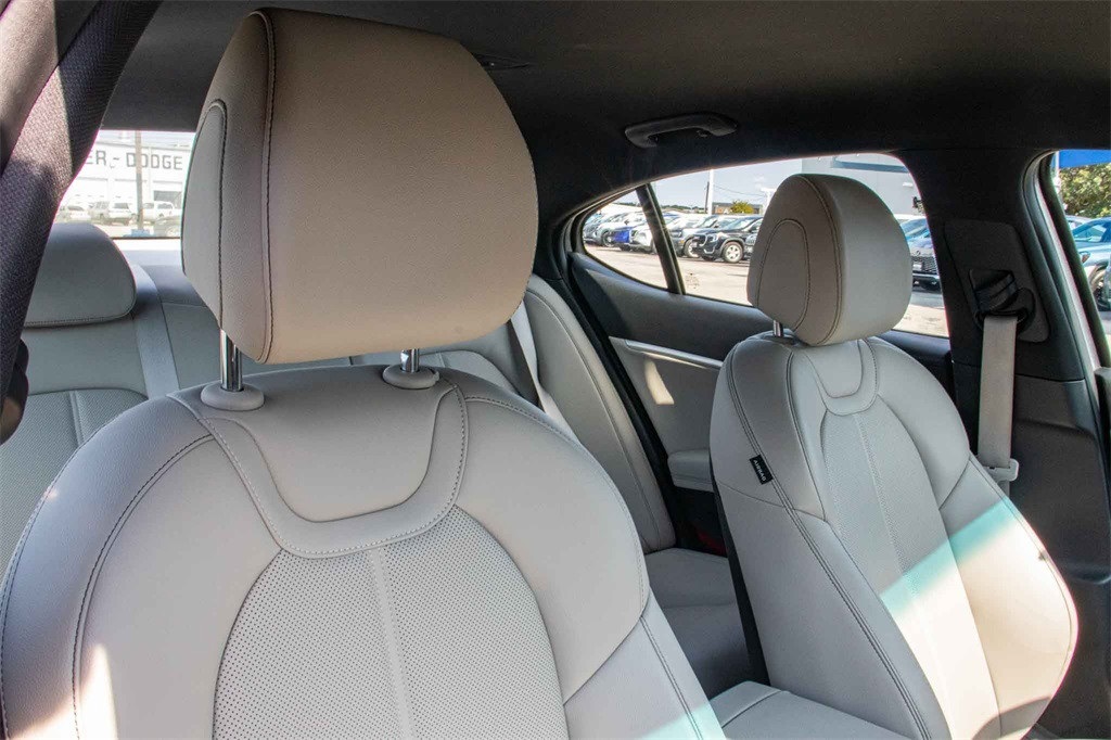 Used Car 2022 Genesis G70  2.0t For Sale Under $30,000 In San Marcos, Texas