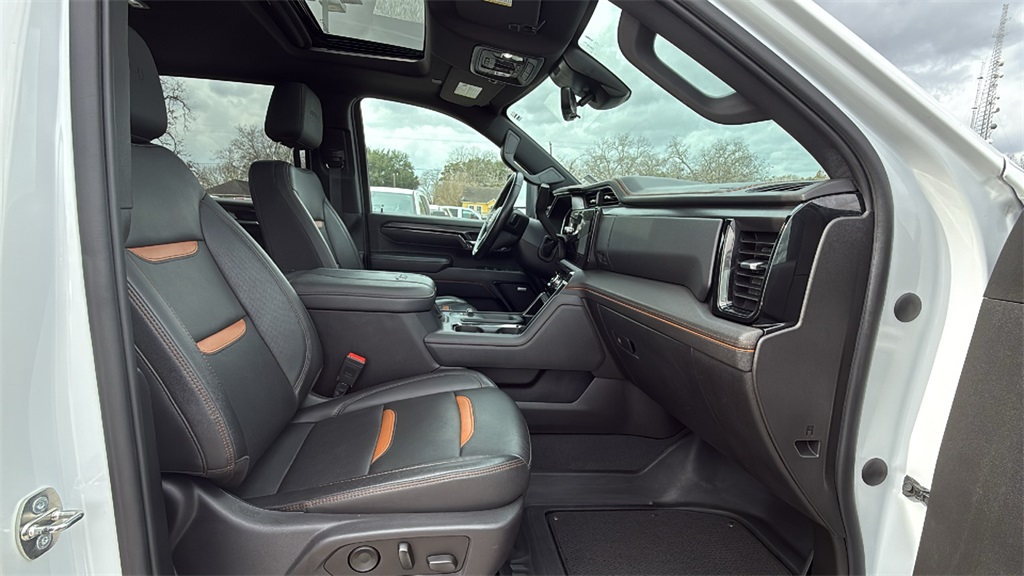 2024 GMC Sierra 2500HD AT4 White at Central Houston Nissan