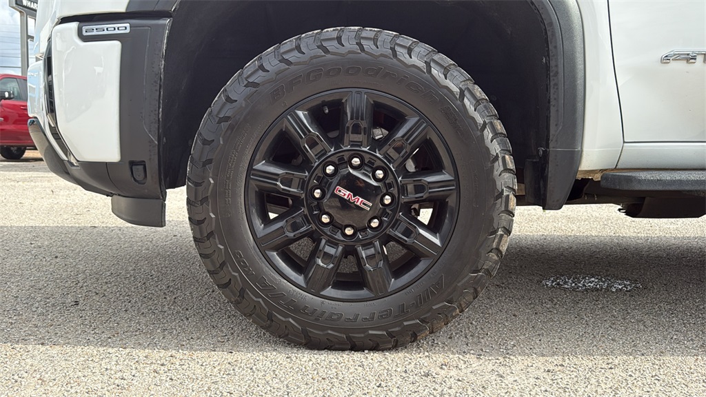 2024 GMC Sierra 2500HD AT4 White at Central Houston Nissan