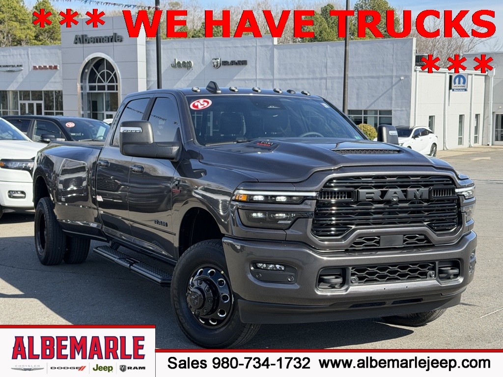 2025 RAM 3500 Laramie Crew Cab LB DRW 4WD
