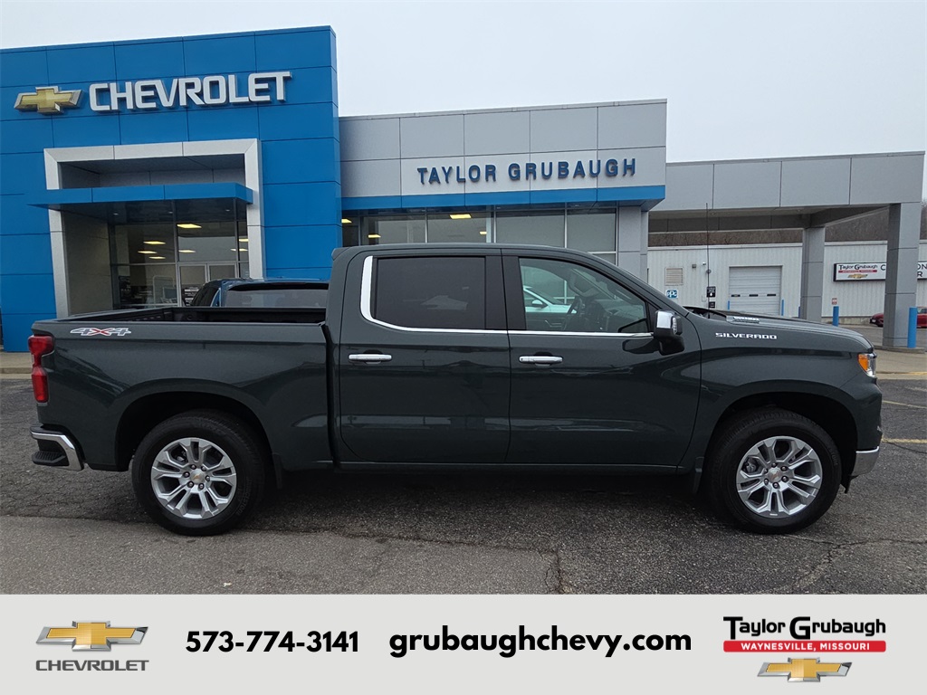 2026 Chevrolet Silverado 1500 LTZ Crew Cab 4WD