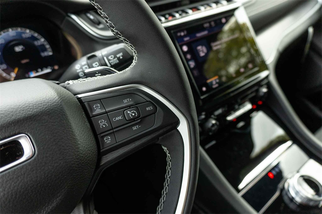 New Car 2025 Jeep Grand Cherokee L  Laredo For Sale Under $50,000 In San Marcos, Texas