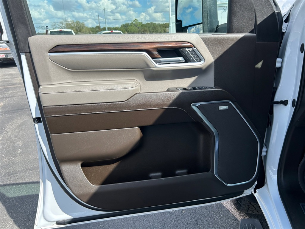 Used Car 2025 Gmc Sierra 2500hd  Slt For Sale Under $70,000 In Floresville, Texas