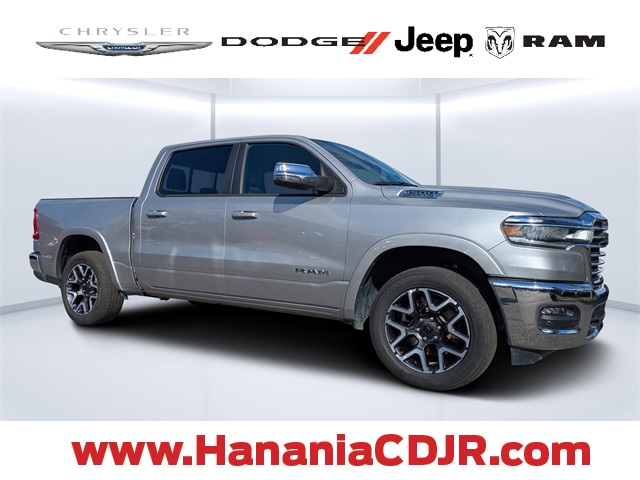 2025 RAM 1500 Laramie Crew Cab 4WD