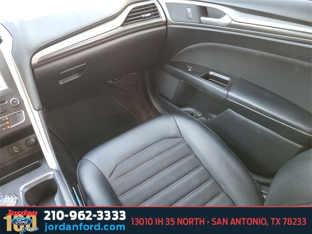 Used Car 2017 Ford Fusion  Se For Sale In San Antonio, Texas