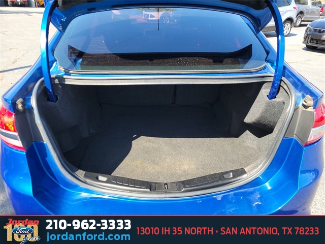 Used Car 2017 Ford Fusion  Se For Sale In San Antonio, Texas