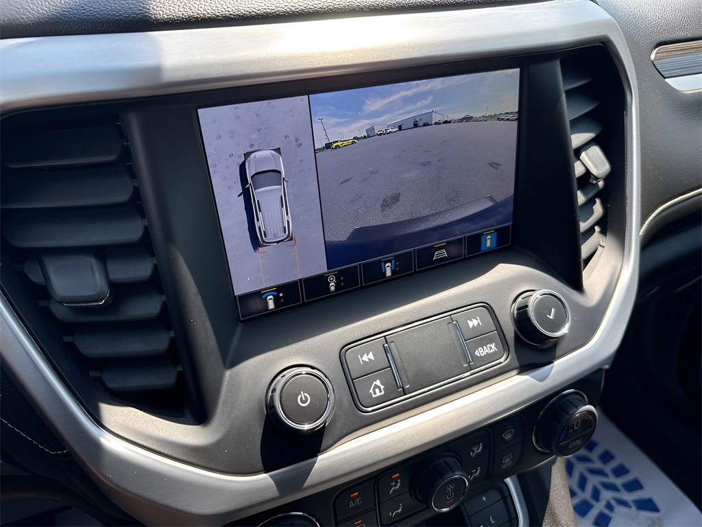 2023 GMC Acadia