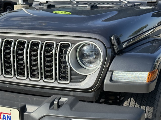 2025 Jeep Wrangler Sahara - 6